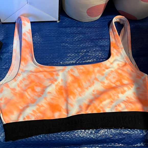 PINK Victoria's Secret Other - PINK ultimate gym to swim sports bra